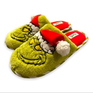 Grinch with Santa Hat Womens Slippers Size 7-8